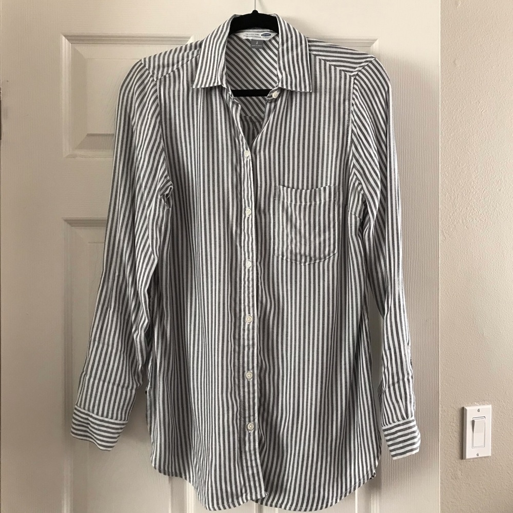 Old Navy Button Up Shirt